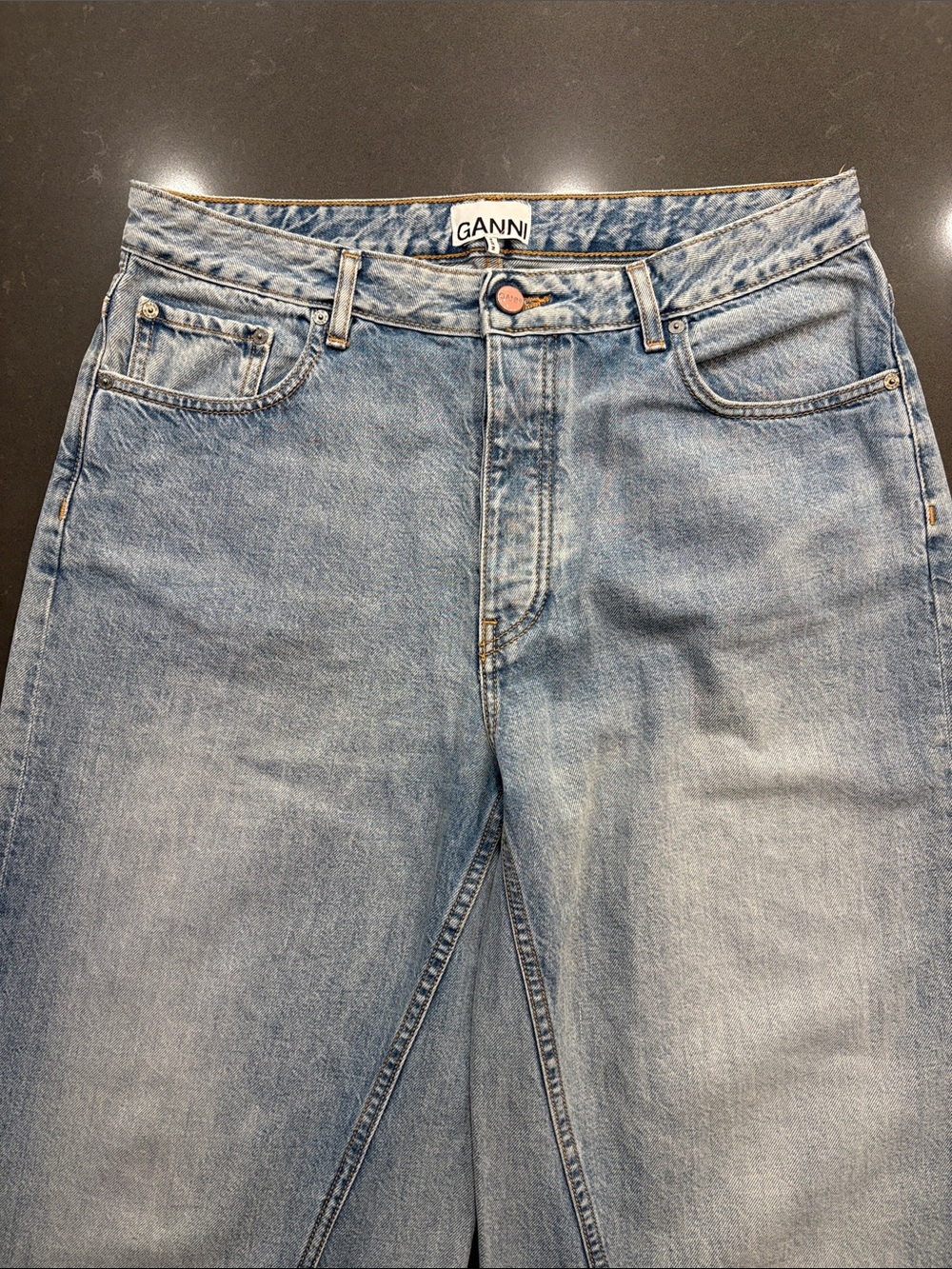 Ganni Jozey Relaxed Wide Fit, Mid Rise Full Length Jean in light Blue Vintage - Picture 10 of 14